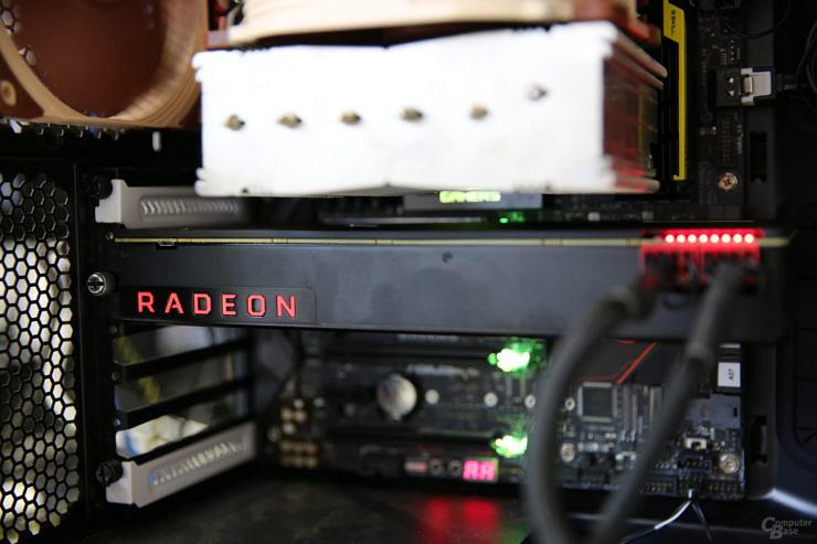 Анбоксинг видеокарты AMD Radeon RX Vega 56 и 64